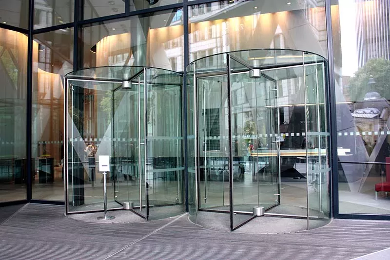 Enjoy of Modern and Elegant Business Revolving Doors